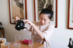 高珊珊中級(jí)茶藝學(xué)員